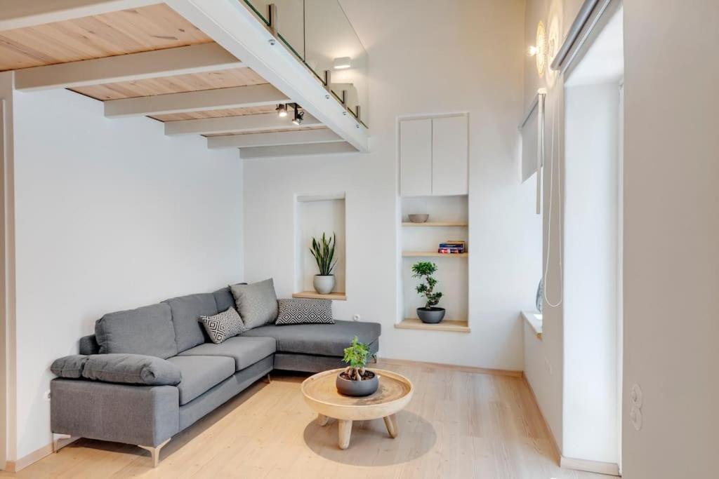 Nomade Vibrant Living Loft Appartement Ermoupoli Buitenkant foto