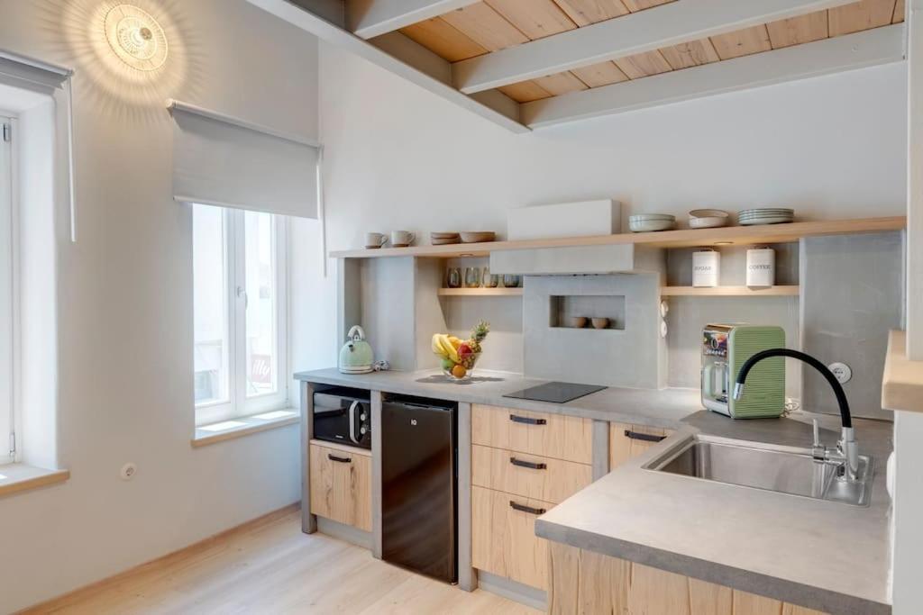 Nomade Vibrant Living Loft Appartement Ermoupoli Buitenkant foto